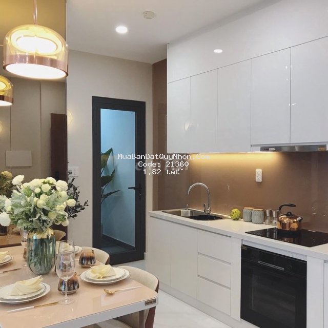 Bán lỗ 900 triệu căn 2pn, view trực diện biển Bán lỗ 900 triệu căn 2pn, view trực diện biển