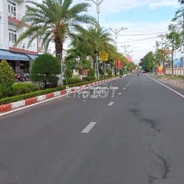 Bán lô đất 2 mặt tiền đường nguyễn văn linh 17 tỉ