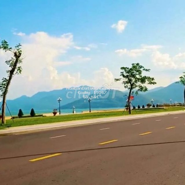 Bán lô đất diện tích 365m2 full thổ cách biển 50m