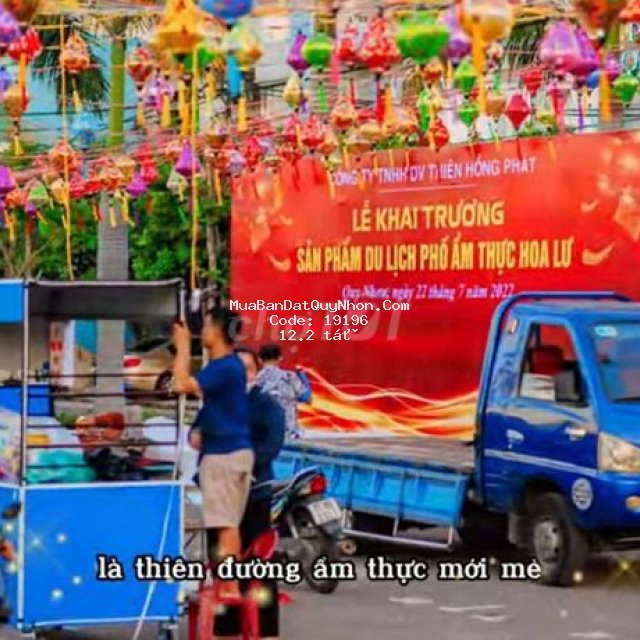 Bán lô đất góc 2 mặt tiền khu phố ẩm thực hoa lư