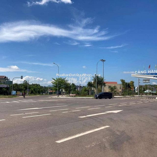 Bán lô đất ngay cổng sân bay quốc tế phù cát. (bình định)