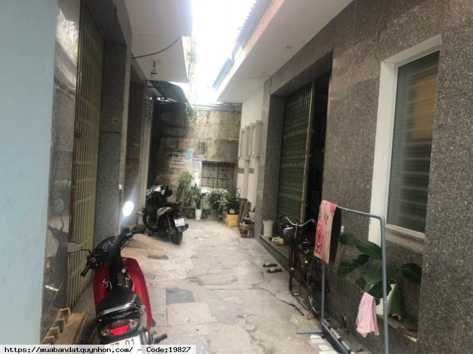Bán nhà 2 mặt hẻm rộng thông thoáng p Ngô Mây tttp Quy Nhơn - Diện tích 46m2 - Hướng Đông Nam - Giá bán 3,1 tỷ