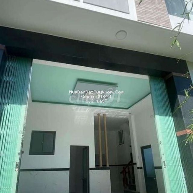 Bán nhà 2 tầng hẻm ô tô lạc long quân giá 1,2 tỉ Bán nhà 2 tầng hẻm ô tô lạc long quân giá 1,2 tỉ