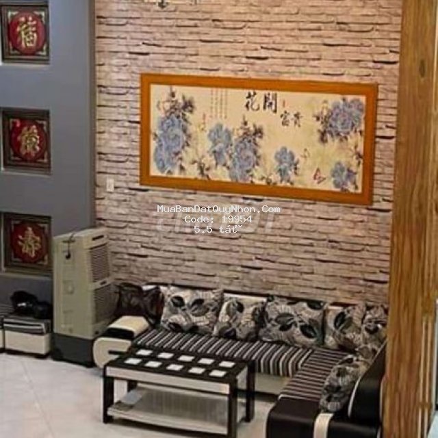 Bán nhà 3 tầng mặt tiền trần anh tông giá 5,5 tỉ