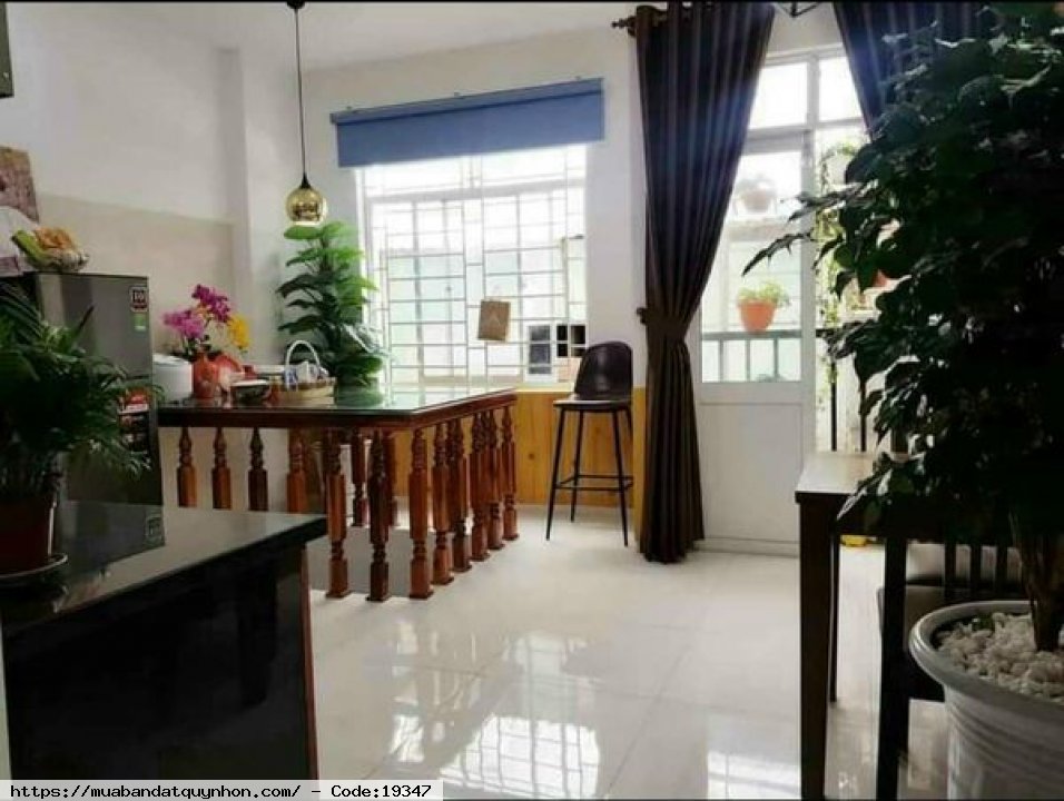 Bán nhà 4 mê hẻm cạn Ngô Mây _P Ngô Mây_TP Quy Nhơn - Diện tích: 24 m2 - Giá chốt: 2 tỷ 100 triệu 