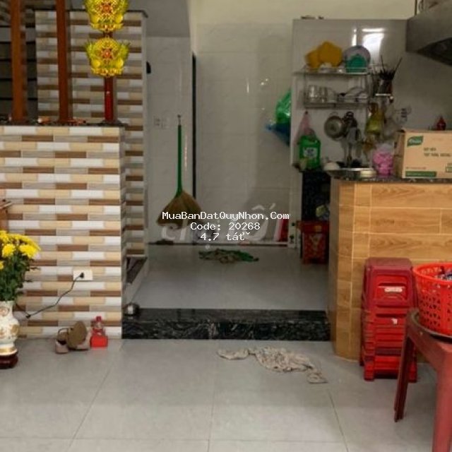 Bán nhà 5 tầng ôm cua 2 mặt tiền tháp đôi  giá 4,7 tỉ