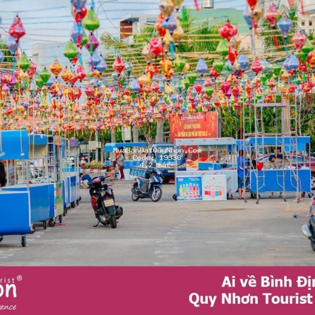 Bán nhà 70 m2 ngay phố ẩm thực hoa lư.
