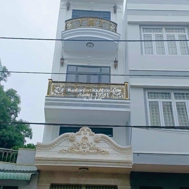 Bán nhà đẹp mới mặt tiền hoàng văn thụ