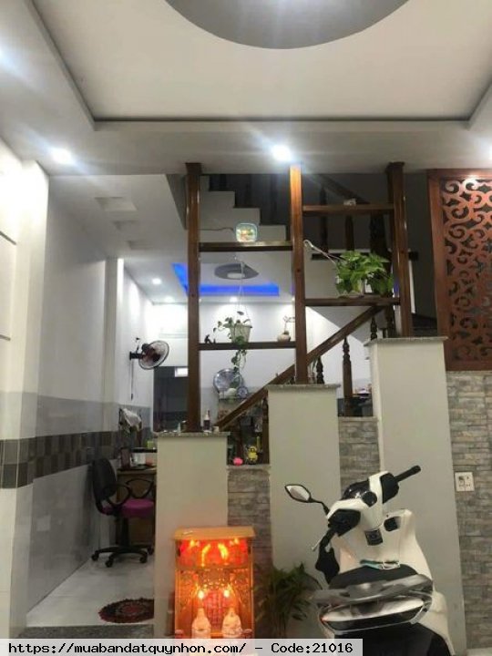 Bán nhà hẻm cạn và rộng đường Trần Hưng Đạo, Phường Thị Nại, TP Quy Nhơn - Diện tích : 40m2, 3pn, 3wc - Giá: 2 tỷ 250 tr Bán nhà hẻm cạn và rộng đường Trần Hưng Đạo, Phường Thị Nại, TP Quy Nhơn - Diện tích : 40m2, 3pn, 3wc - Giá: 2 tỷ 250 tr