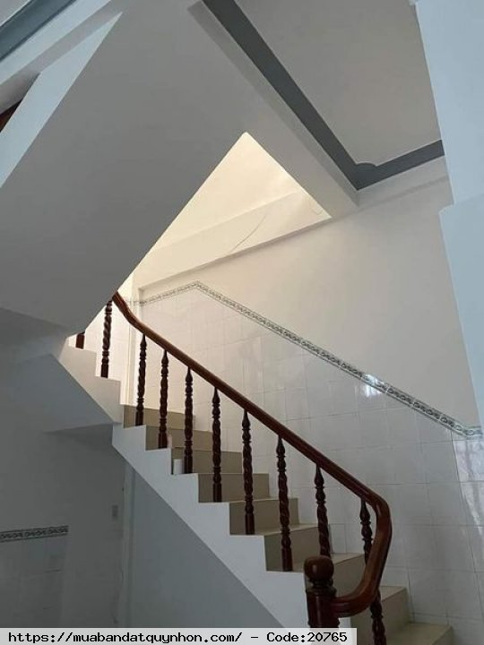 Bán nhà hẻm đường Trần Hưng Đạo_P Đống Đa_Tp Quy Nhơn - Diện tích 46m2 - Giá 1 tỷ 800 tr