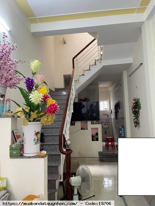 Bán nhà hẻm Hoàng Văn Thụ, cách đường chính 100m - dt 70m2, 4pn, 4wc - giá 2 tỷ 980 tr Bán nhà hẻm Hoàng Văn Thụ, cách đường chính 100m - dt 70m2, 4pn, 4wc - giá 2 tỷ 980 tr