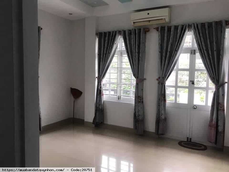 Bán nhà mặt phố đường Nguyễn Thị Minh Khai - Phường Nguyễn Văn Cừ TP Quy Nhơn - Hướng Đông Nam - Vị trí đẹp, gần chợ khu 6 - Giá : 6,7 tỷ Bán nhà mặt phố đường Nguyễn Thị Minh Khai - Phường Nguyễn Văn Cừ TP Quy Nhơn - Hướng Đông Nam - Vị trí đẹp, gần chợ khu 6 - Giá : 6,7 tỷ