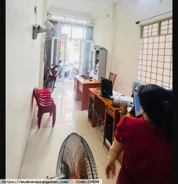 Bán Nhà Mặt Tiền đẹp long lanh P.Nguyễn Văn Cừ - Quy Nhơn - Diện tích: 45m2 - Thiết kế : 2 mê, 2pn, 2wc - Giá : 3,8 tỷ Bán Nhà Mặt Tiền đẹp long lanh P.Nguyễn Văn Cừ - Quy Nhơn - Diện tích: 45m2 - Thiết kế : 2 mê, 2pn, 2wc - Giá : 3,8 tỷ
