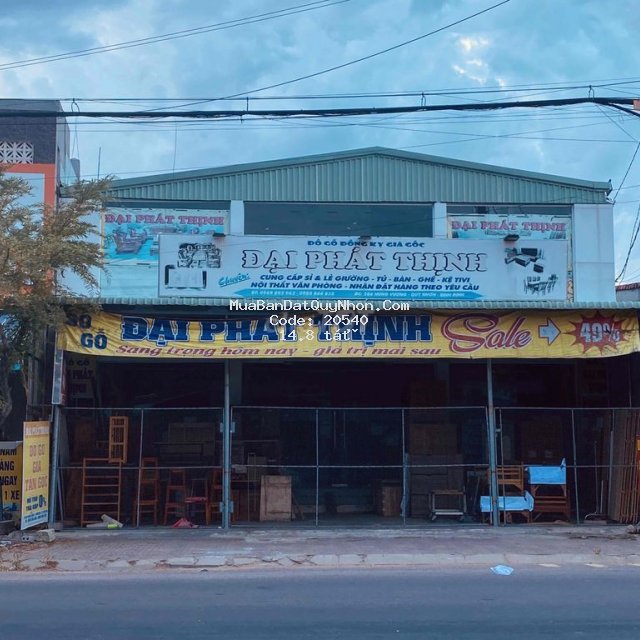 Bán nhà mặt tiền đường hùng vương ngay ngã 3 ông thọ