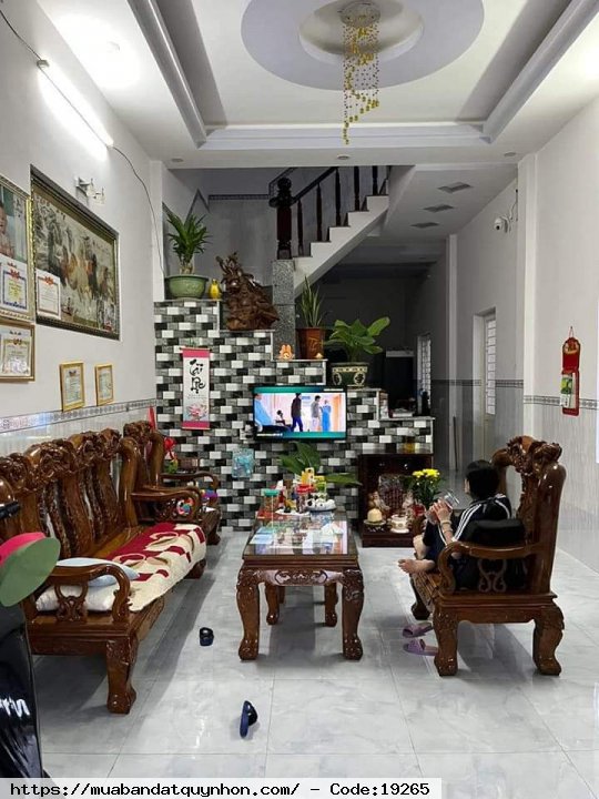 Bán nhà mặt tiền lô góc ngay ngã 4_P Nhơn Bình_Quy Nhơn - dt 78m2 - đông bắc - giá 4 tỷ 900 triệu tl