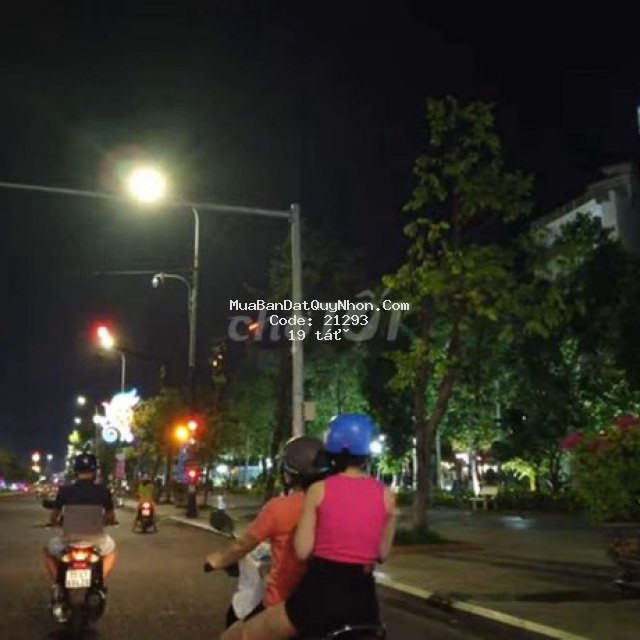 Bán nhà mặt tiền xuân diệu  view trực diện biển giá 19 tỉ