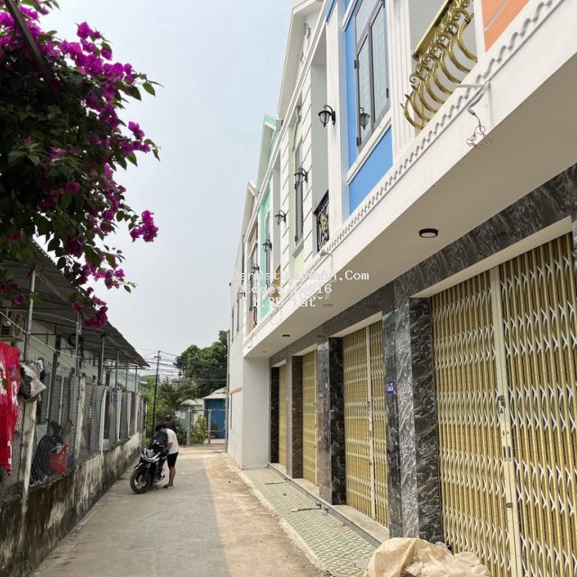 Bán nhà mới xây đường hùng vương, tp quy nhơn