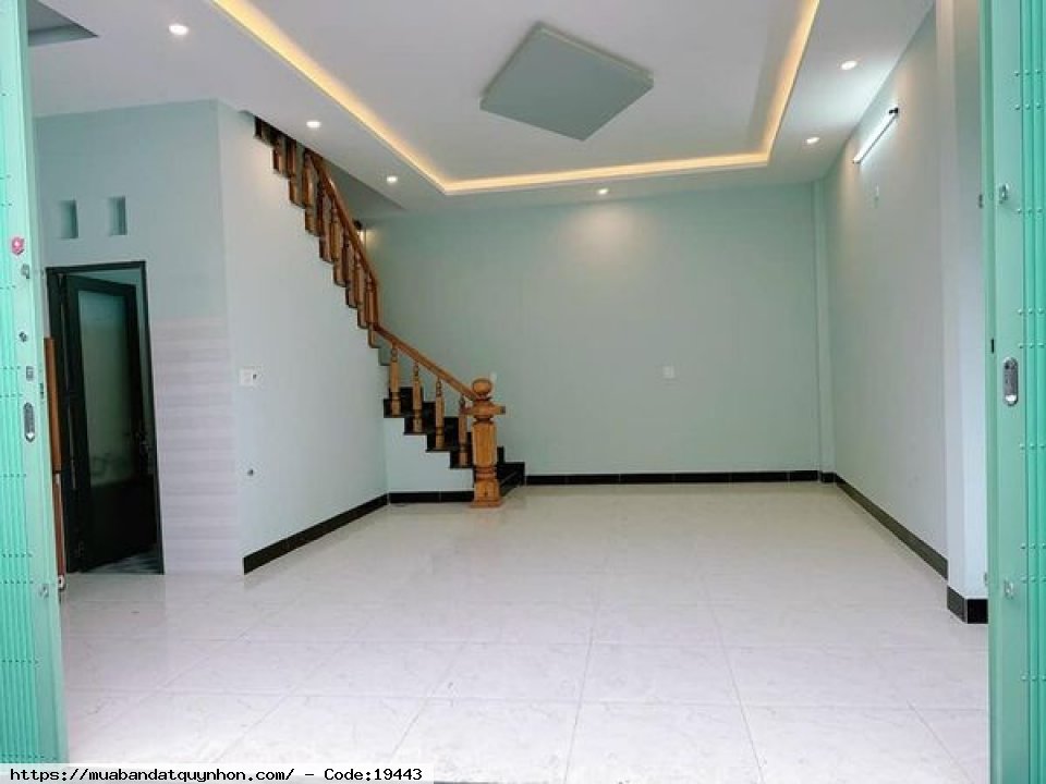 Bán nhà sau căn mặt tiền đường Bạch Đằng_Quy Nhơn - Diện tích : 42m2 - Diện tích : 42m2 - Hướng : Đông nam - Giá : 1 tỷ 950 triệu