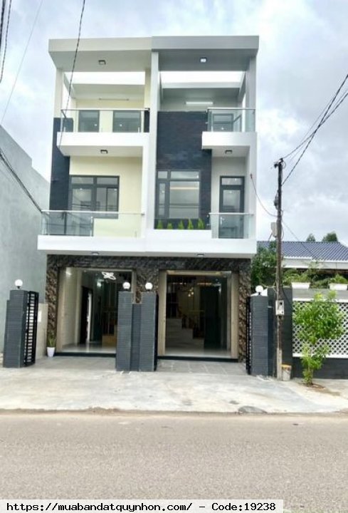 Cần bán 2  căn nhà mặt tiền  đường trần đại nghĩa p Trần Quang diệu, tp Quy Nhơn - Nhà 3 mê - Diện tích sàn: 160m2 - Giá bán: 2 ty350tr 