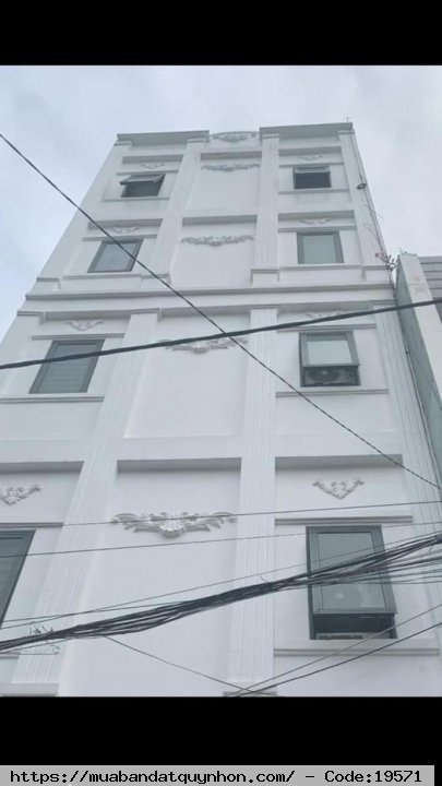 Cần Bán Khách sạn 5 tầng ngay Trung Tâm Thành Phố Qui Nhơn - Diện tích đất 107m2 - Giá: 8 ty