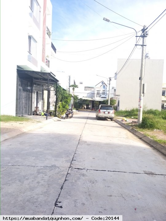 Cần bán lô đất cầu 2 hà thanh - p Đống Đa - Tp Quy Nhơn - Diện tích: 44,5m2 - Hướng: Đông Bắc - Giá bán: 2 tỷ 30 triệu