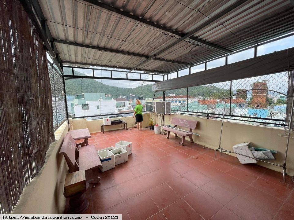 Cần bán nhà hẻm ba gác đường Trần Hưng Đạo (gần Tháp Đôi) - p Đống Đa - TP Quy Nhơn - dtsd 214.2m2 - Nhà 3 lầu đúc - Giá 2 tỷ 960 triệu Cần bán nhà hẻm ba gác đường Trần Hưng Đạo (gần Tháp Đôi) - p Đống Đa - TP Quy Nhơn - dtsd 214.2m2 - Nhà 3 lầu đúc - Giá 2 tỷ 960 triệu