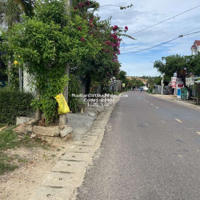 Chính chủ bán lô đất mặt tiền đường 640 ngã tư tuy phước