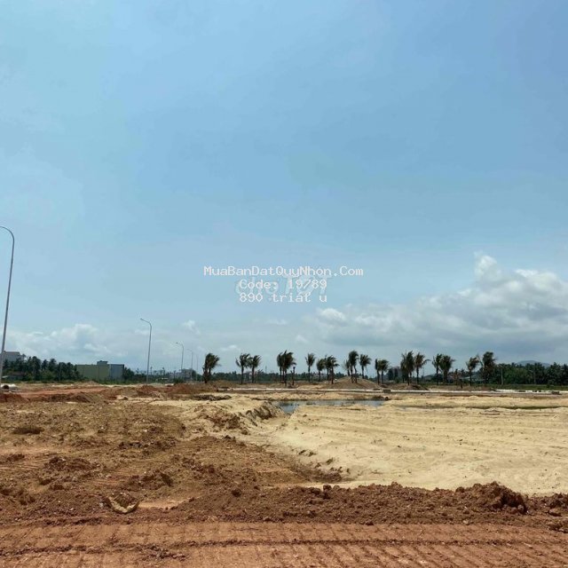 đất kđt grand navience city 100m2 ngay quang trung