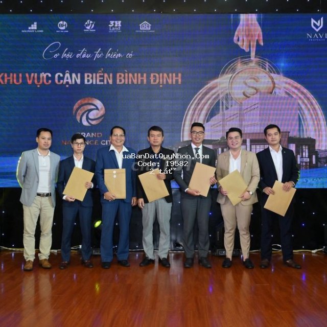 đất vàng 2 mt quốc lộ -  hoài nhơn, bình định