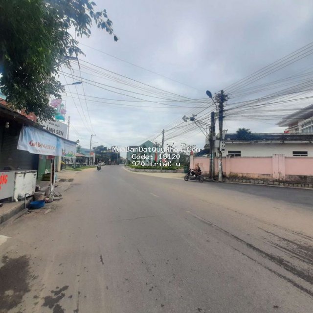 Ngộp bank đất giá rẻ