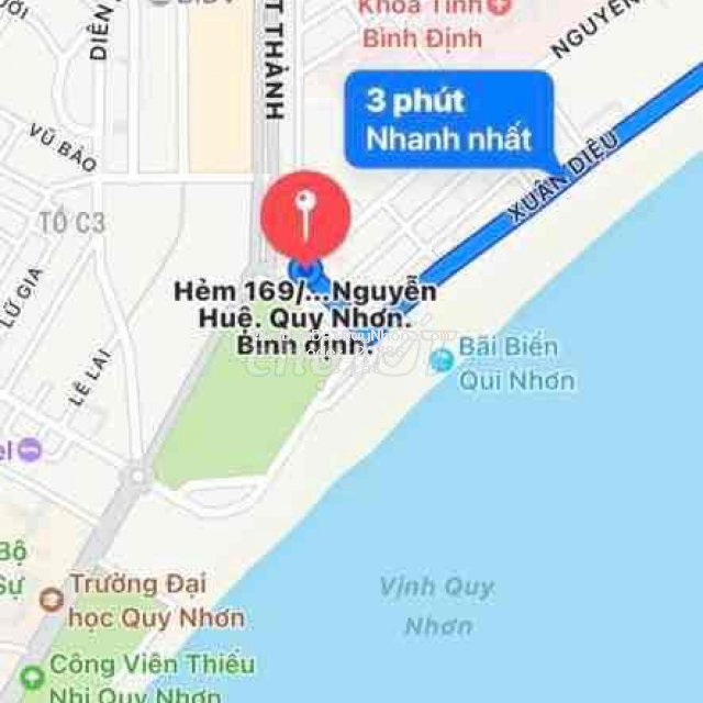 Nhà cách biển 30m. ngay trung tâm thành phố du lịch. Nhà cách biển 30m. ngay trung tâm thành phố du lịch.