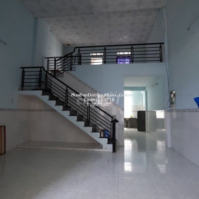 Nhà ở ttâm 70m2, 2p ngủ, trần hưng đạo, quy nhơn