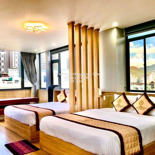 Bán khách sạn khu nguyễn thị định