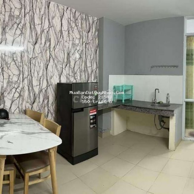 Bán lổ căn hộ tầng trệt xuân thủy giá sốc 1pn 550triệu