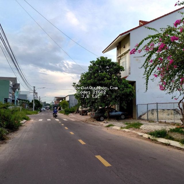 Bán lô đôi giá rẻ nhất khu 201m2(3tỷ6) khu hoàng long diêu trì, b định