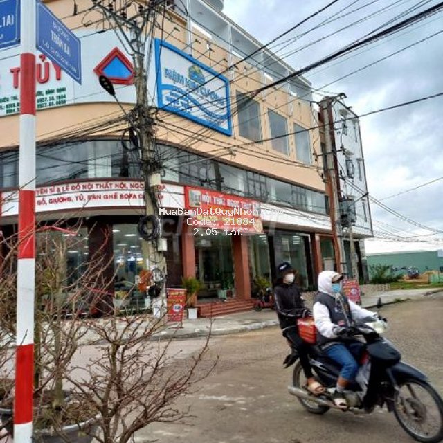 Bán lô góc ngộp rẻ143m2 (2tỷ050) sát đường trần bá, tt diêu trì