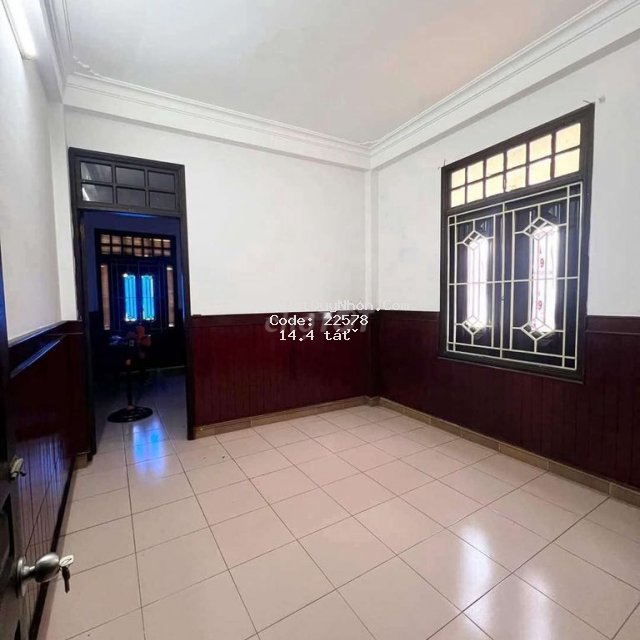 Bán nhà 2 tầng mặt tiền đường ngô mây