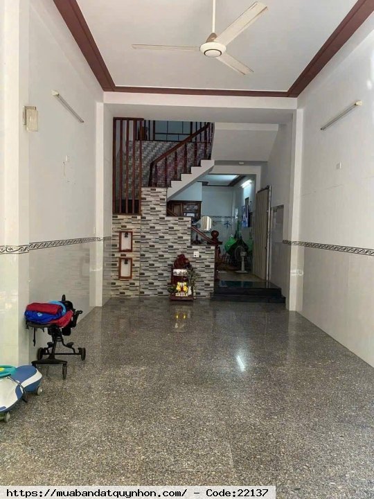 Bán nhà 3 tầng 2 mt thành thái Quy Nhơn Bán nhà 3 tầng 2 mt thành thái Quy Nhơn