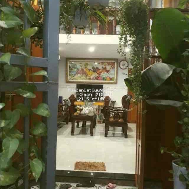 Bán nhà 56m2, 2 phòng ngủ 1 phòng thờ, 1wc hẻm hoàng văn thụ, quy nhơn