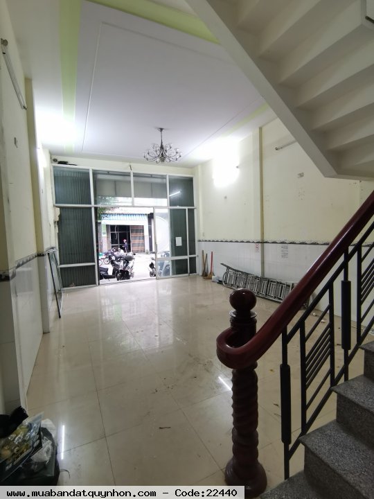 Giảm thêm 300 triệu-bán nhà nguyên căn mặt tiền 486a Bạch Đằng, Quy Nhơn (108m2)
