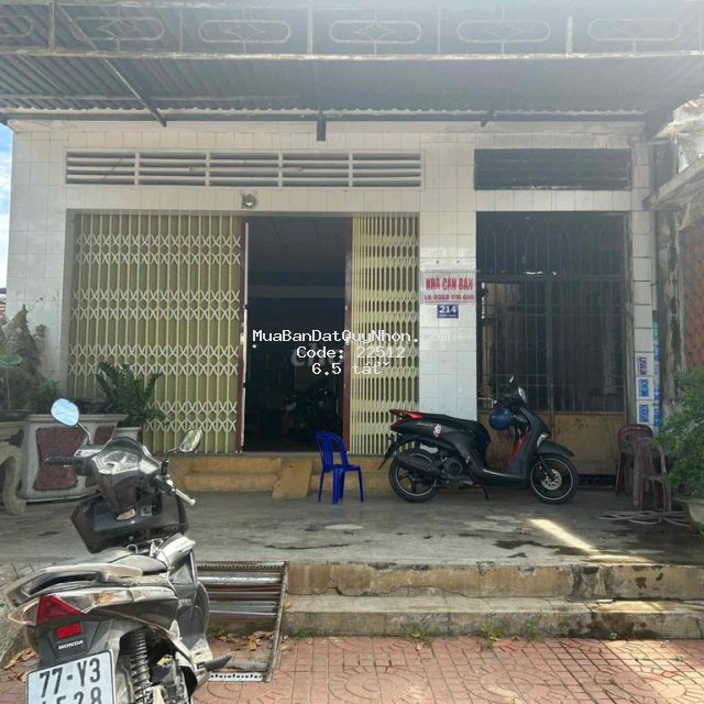 Nhà cần bán 214 quang trung