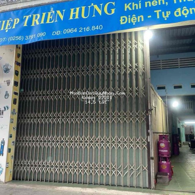 Nhà mặt tiền nở hậu đường trần hưng đạo, quy nhơn