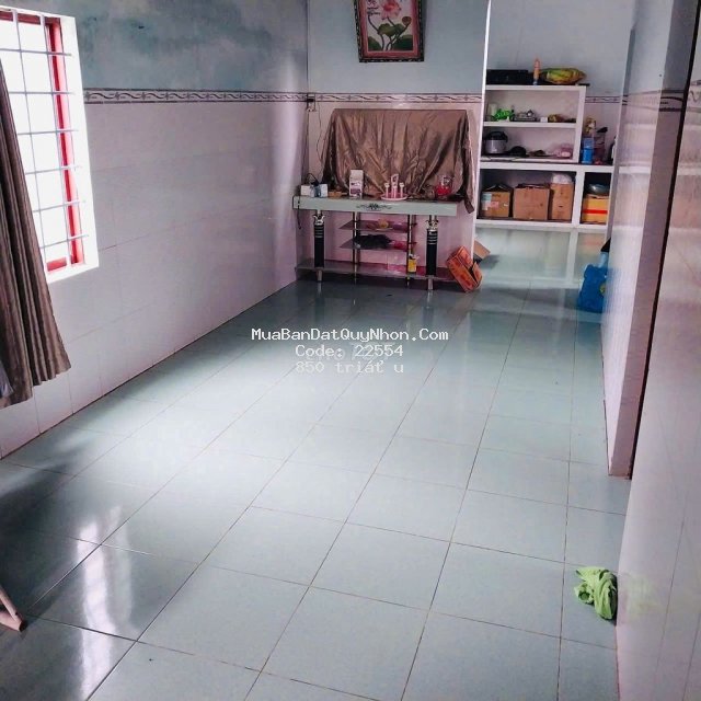 Xách vali vào ở ngay, nhà cấp 4 kiên cố, 6 x 19m, hẻm xe hơi đỗ cửa Xách vali vào ở ngay, nhà cấp 4 kiên cố, 6 x 19m, hẻm xe hơi đỗ cửa