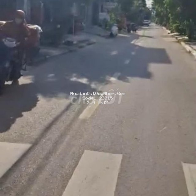Bán đất lô góc dt: 93m2 khu võ thị sáu cách chợ điện biên phủ 200m : Bán đất lô góc dt: 93m2 khu võ thị sáu cách chợ điện biên phủ 200m :