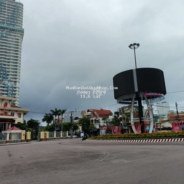 Bán nhà mặt tiền đẹp nhất gần biển xuân diệu phố biển quy nhơn