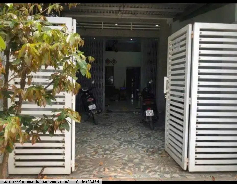 Bán nhà mặt tiền đường Tây Sơn cách tôn Hoa Sen 20 mét Bán nhà mặt tiền đường Tây Sơn cách tôn Hoa Sen 20 mét