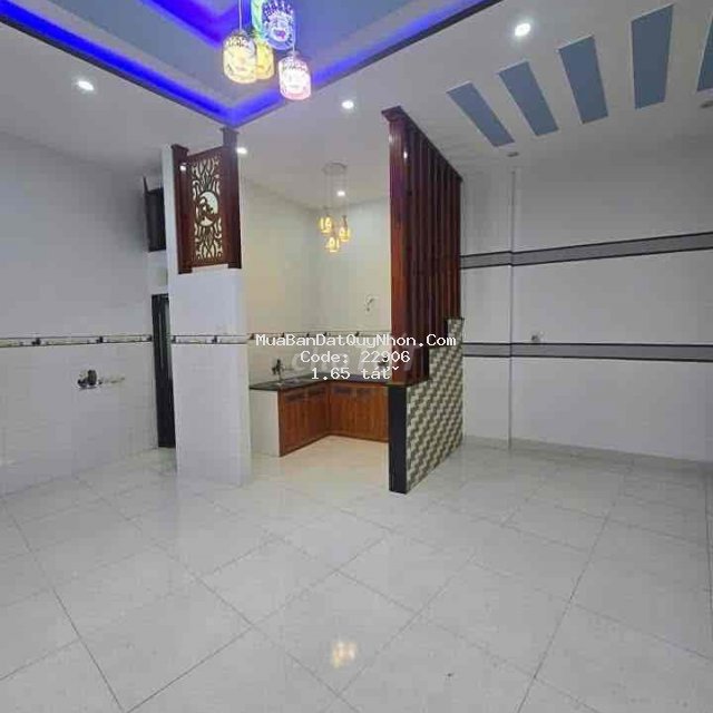 Nhà hẻm trần hưng đạo 42m2 1,65tỷ