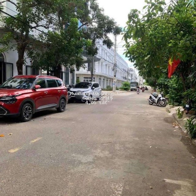 Nhà mặt tiền p. ghềnh ráng quy nhơn , 80m2 ( 4 x 20 ) - nhỉnh 4 tỷ