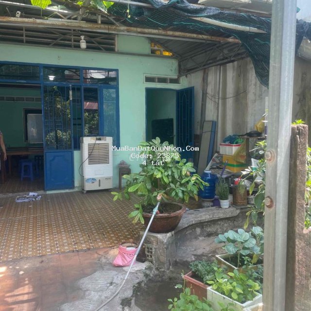 Nhà trong hẻm 122,6m2, 2 phòng ngủ, hoàng văn thụ,  giấy tờ chính chủ. Nhà trong hẻm 122,6m2, 2 phòng ngủ, hoàng văn thụ,  giấy tờ chính chủ.