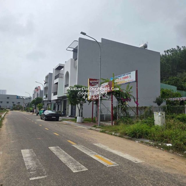 Bán lô đất mặt tiền đường số 5 khu gara quyền, quy nhơn